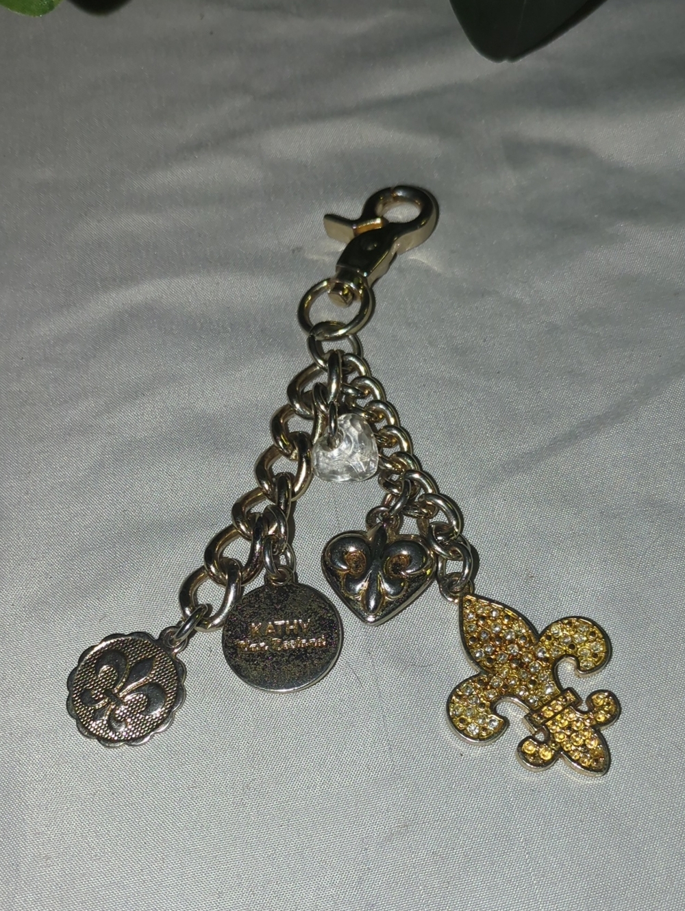 Kathy Van Zeeland Gold-Tone Fleur-de-Lis Charm Keychain